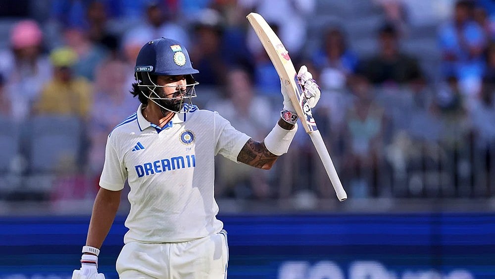 KL Rahul 4000 Test Runs In His 115th Innings In Kolkatas Eden Gardens