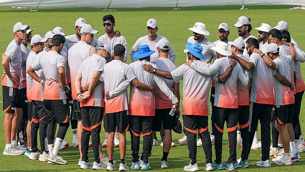 Photo: PTI/Swapan Mahapatra : Indian players during a training session ahead of the first Test cricket match between India and South Africa, at Eden Gardens in Kolkata.