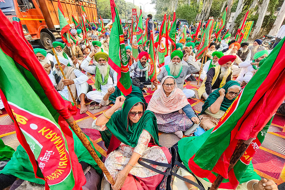 Farmers block road in Patiala over pending demands