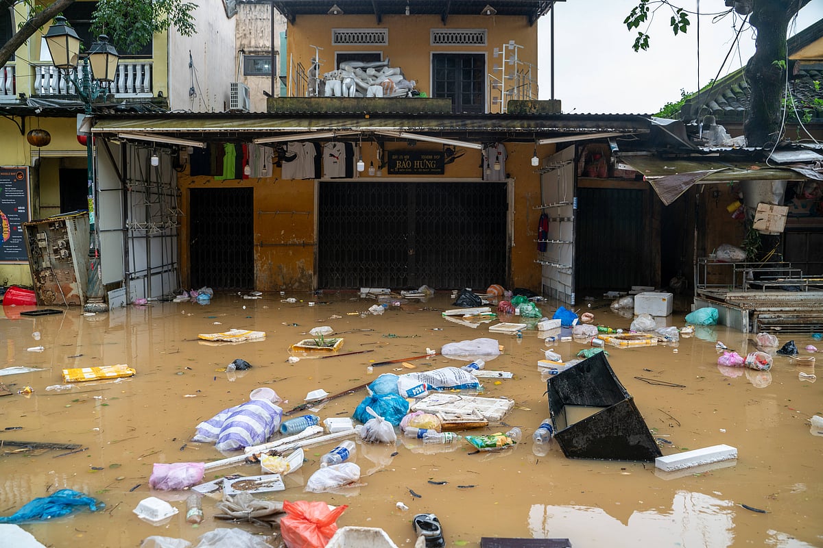 Vietnam floods 2025, central Vietnam flooding, Vietnam landslides