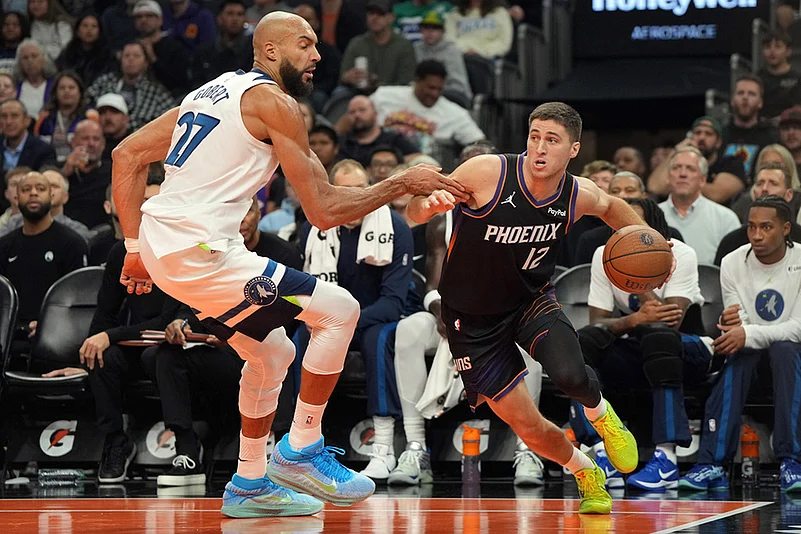 NBA 2025-26 Phoenix Suns Vs Minnesota Timberwolves-Collin Gillespie