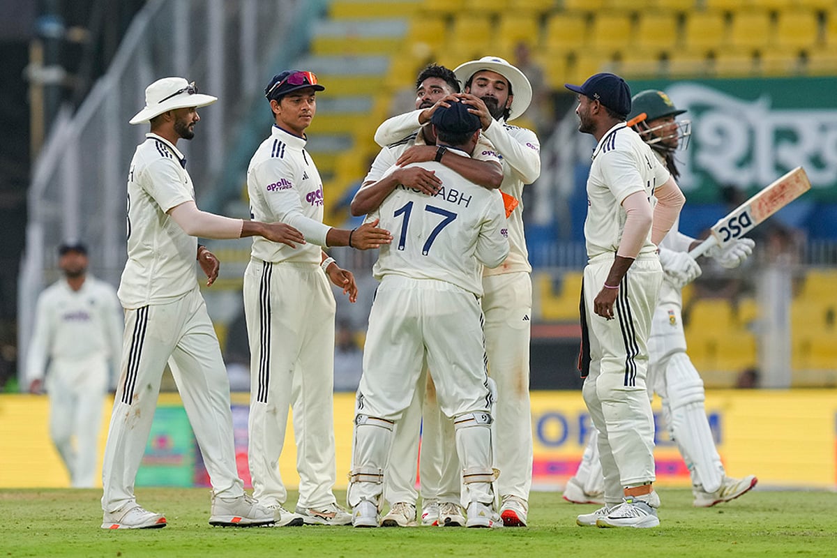 India vs South Africa 2nd Cricket test Day 2 photos in Guwahati-