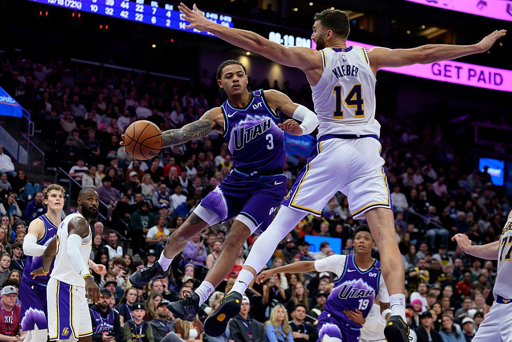 NBA Basketball Game: Los Angeles Lakers vs Utah Jazz