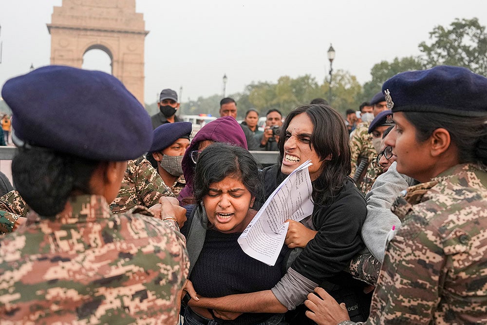 Protest against worsening air quality in Delhi Photo