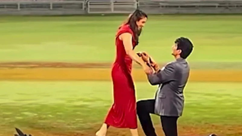 Mandhana confirms engagement with musician Palash Mucchal-1