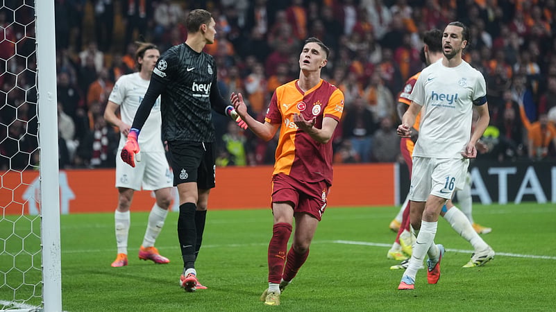 Galatasaray vs Union Saint-Gilloise live score UEFA Champions League 2025-26 matchday 5