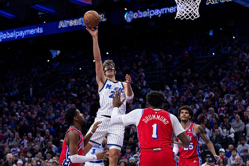 NBA Basketball Championship: Orlando Magic vs Philadelphia 76ers