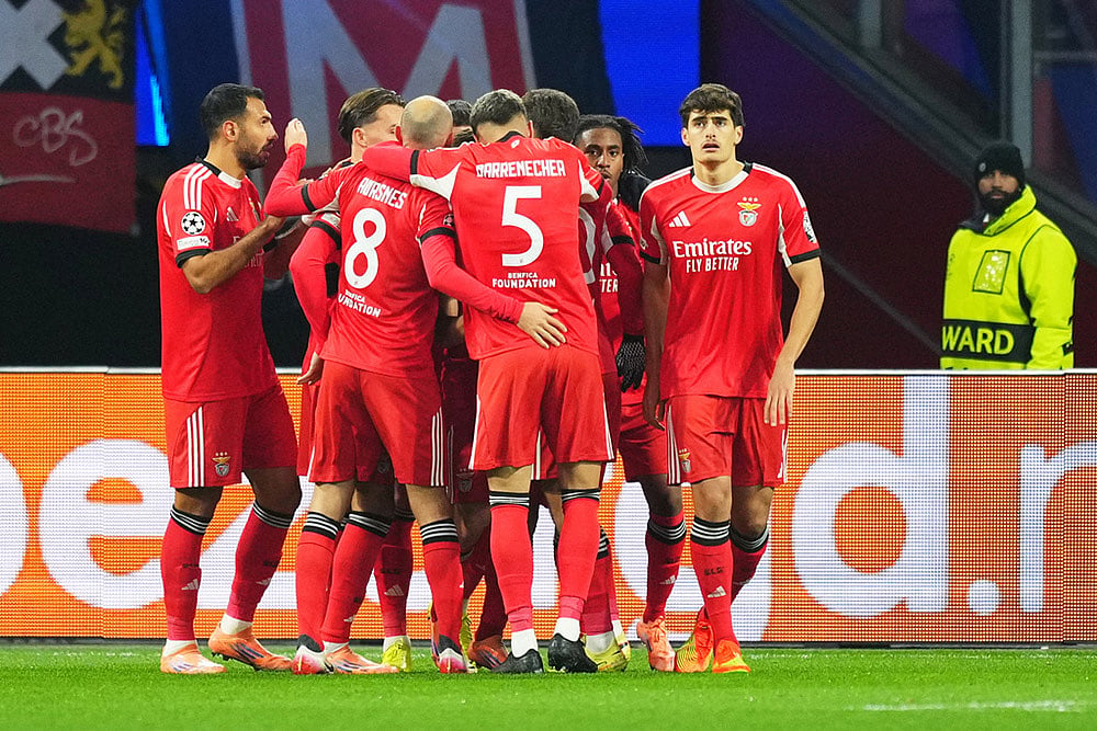 Ajax vs SL Benfica UCL 2025-26 match in Amsterdam-Samuel Dahl