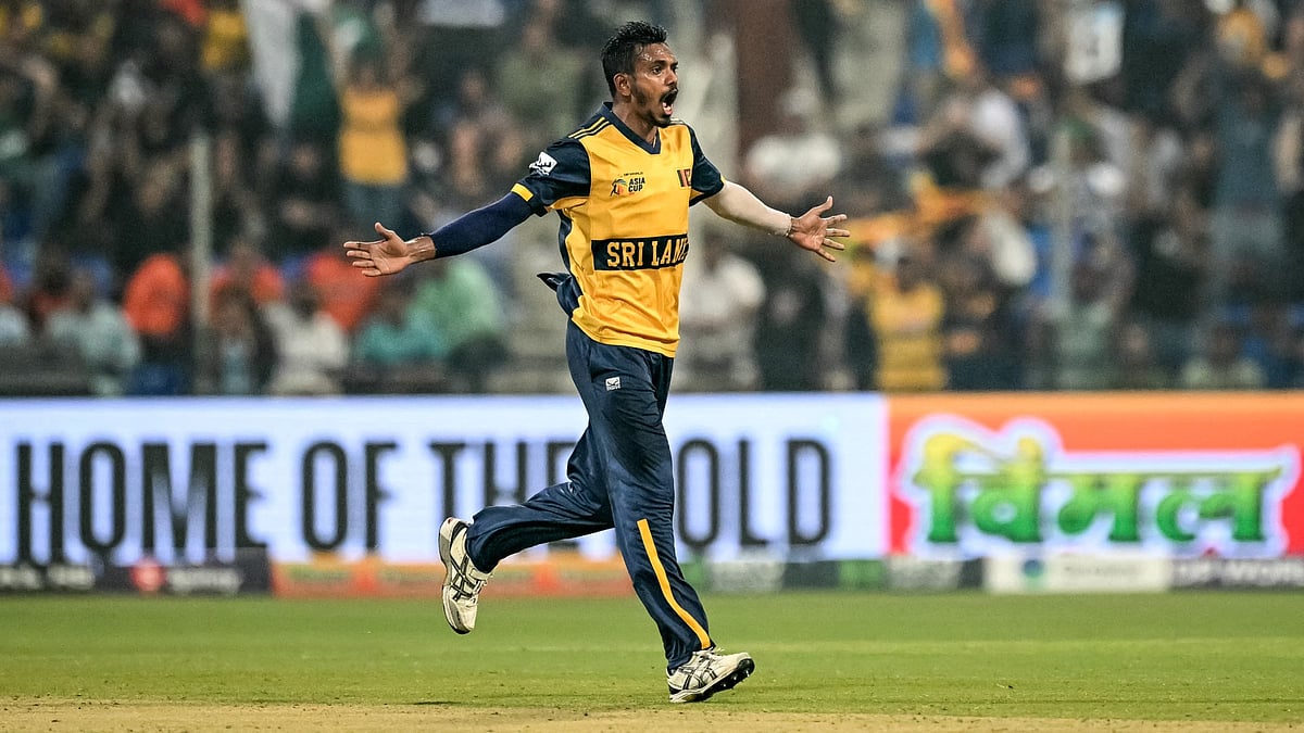 Dushmantha Chameera took four wickets to help Sri Lanka beat Pakistan