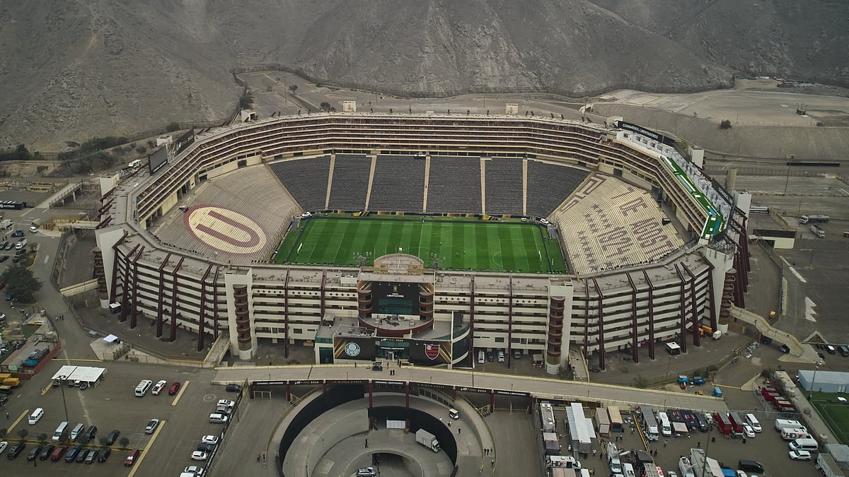 | Photo: AP/Martin Mejia : An aerial view of the Monumental stadium two days ahead of the Copa Libertadores championship final match between Brazil's Flamengo and Palmeiras, in Lima, Peru. 