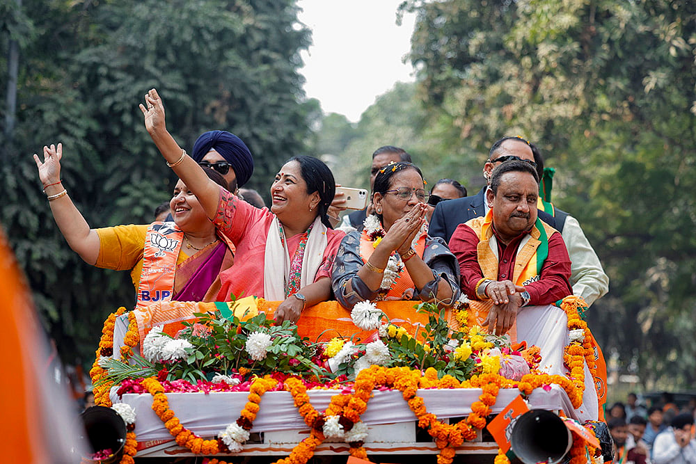 Delhi CM Rekha Gupta at road show