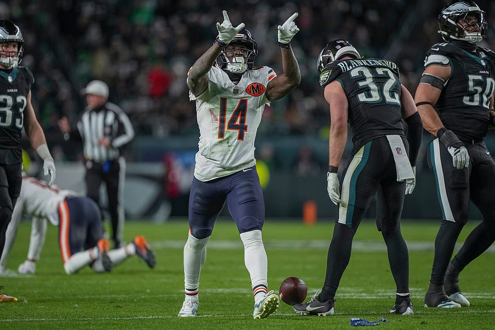 Philadelphia Eagles Vs Chicago Bears NFL match-Olamide Zaccheaus