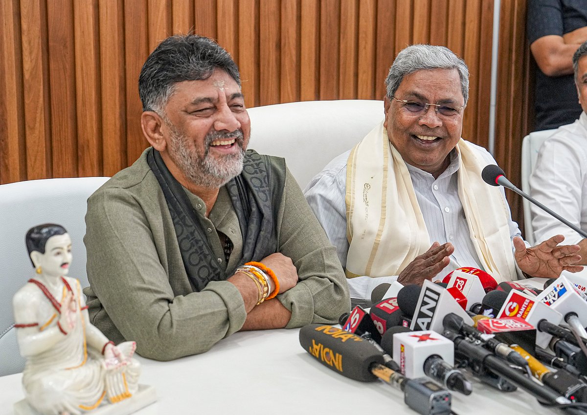 PTI/Shailendra Bhojak : Bengaluru: Karnataka Chief Minister Siddaramaiah with Deputy CM D K Shivakumar during a joint press conference after a breakfast meeting amid the ongoing leadership issue in the state, in Bengaluru, Saturday, Nov. 29, 2025