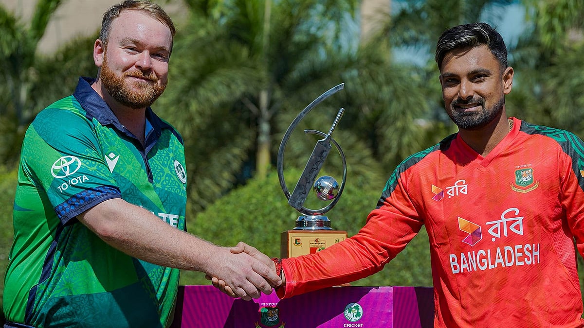 X/Bangladesh Cricket : Bangladesh won the 2nd T20I by 4 wickets at the Bir Shreshto Flight Lieutenant Matiur Rahman Stadium in Chattogram to level the series 1-1.