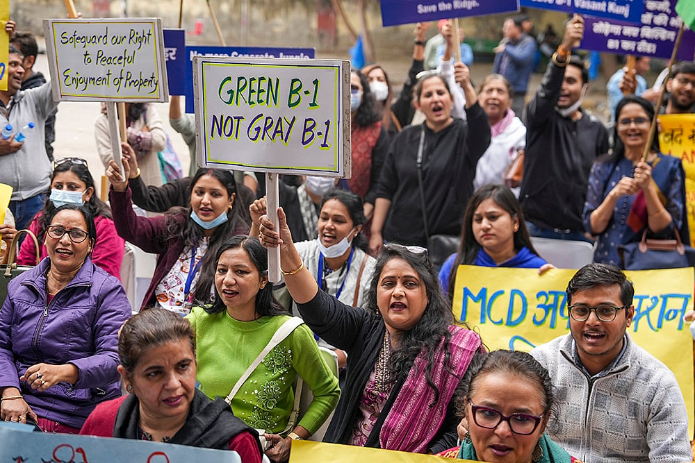 Vasant Kunj B-1 residents protest