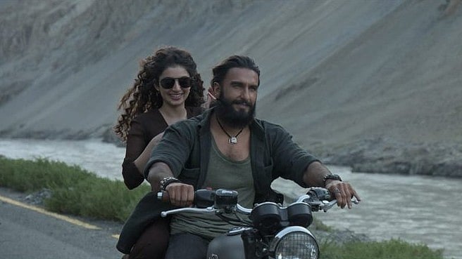 X : Dhurandhar advance booking report for Day 1