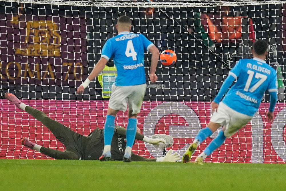 AS Roma vs Napoli italian soccer Serie A match-Vanja Milinkovic-Savic