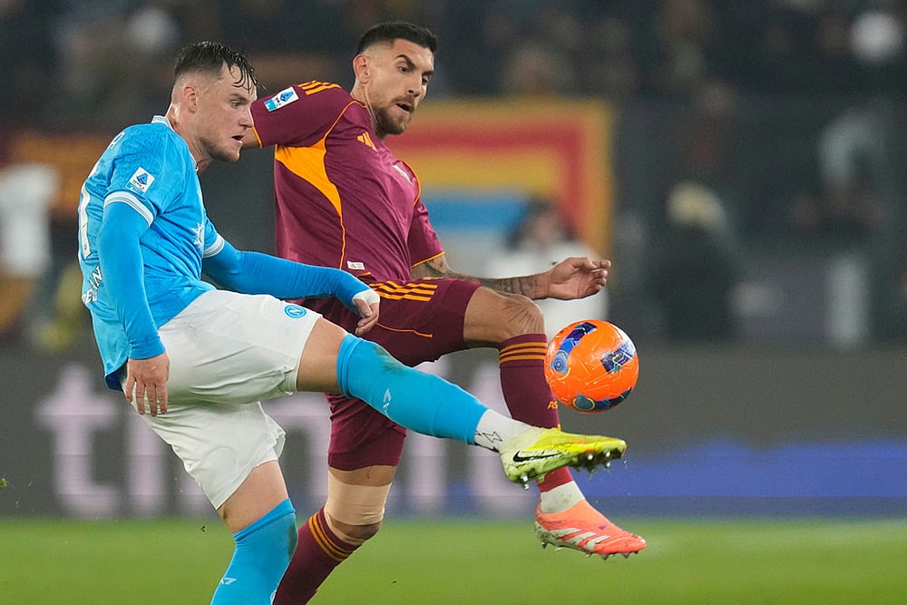 AS Roma vs Napoli italian soccer Serie A match-Sam Beukema