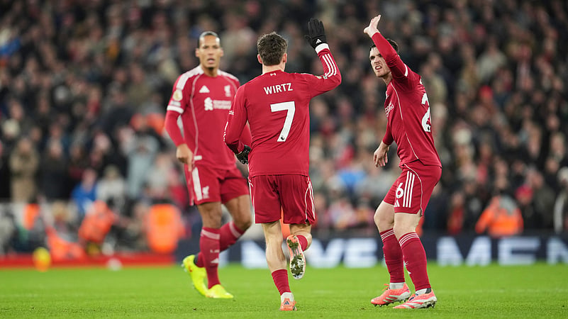 Liverpool vs Sunderland live score English Premier League 2025-26 matchday 14