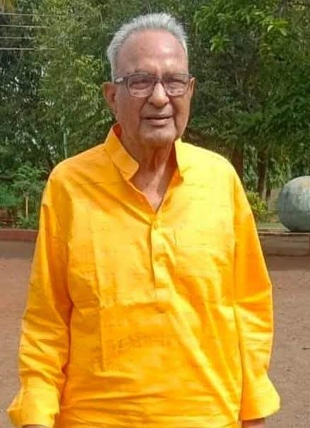 X.com : During the Emergency, he was imprisoned for 18 months due to his political activism, a period that further strengthened his commitment to civil liberties and democratic rights.