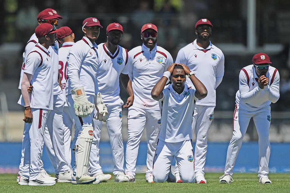 New Zealand vs West Indies 1st test cricket day 3 photo-third umpire review