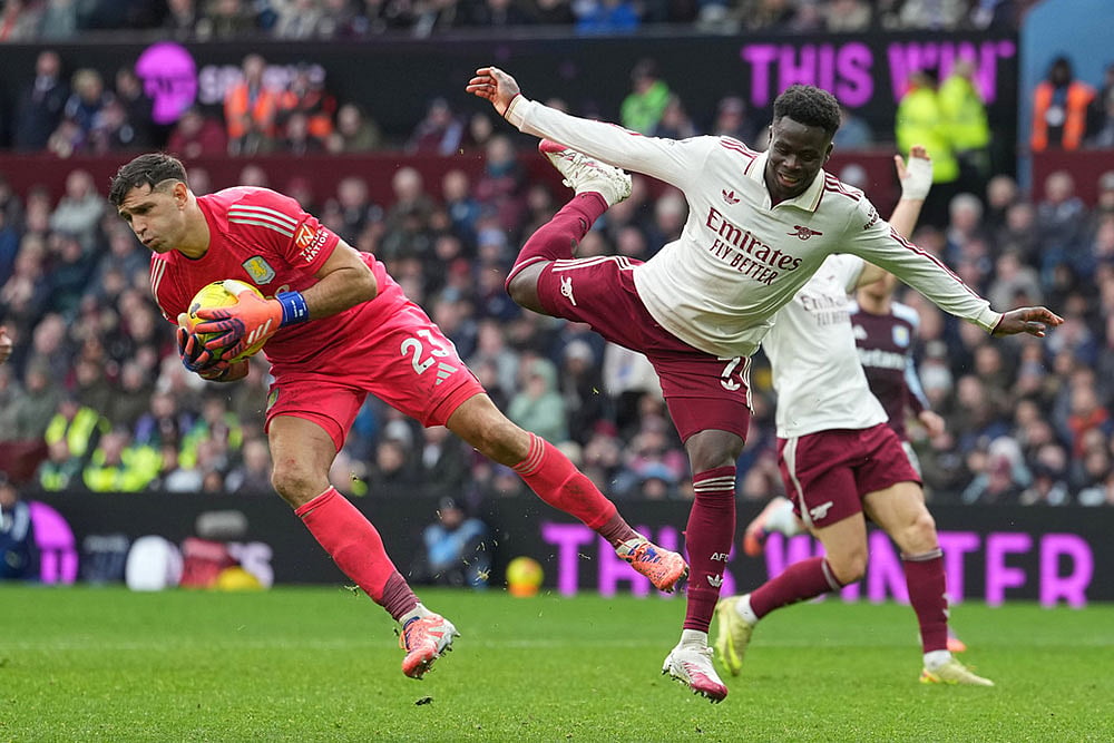 English Premier League Soccer Match: Arsenal vs Aston Villa