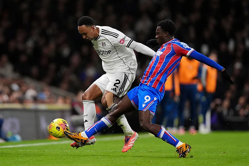 Fulham vs Crystal Palace EPL 2025-26 match-Fulhams Kenny Tete