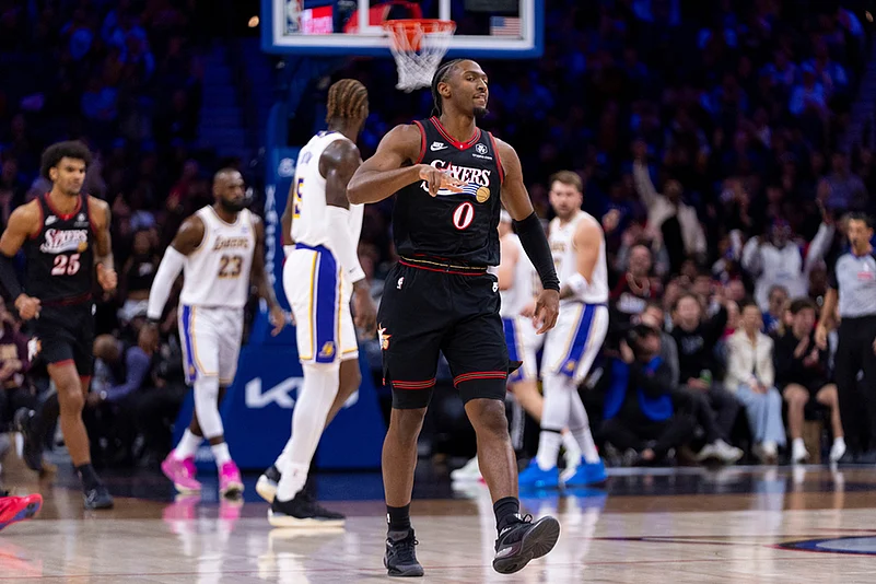 Lakers 76ers Basketball