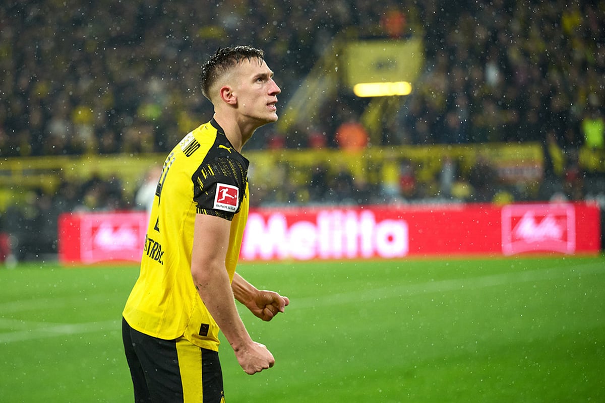 Borussia Dortmund Vs Hoffenheim Bundesliga 2025-26 match-Nico Schlotterbeck