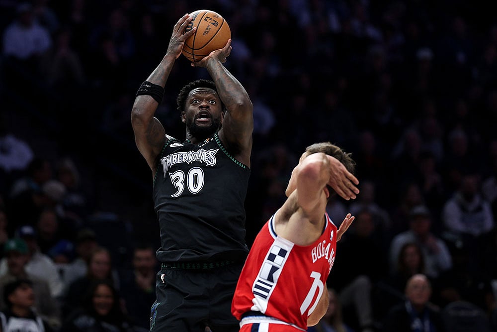 NBA Basketball: Houston Rockets vs Dallas Mavericks