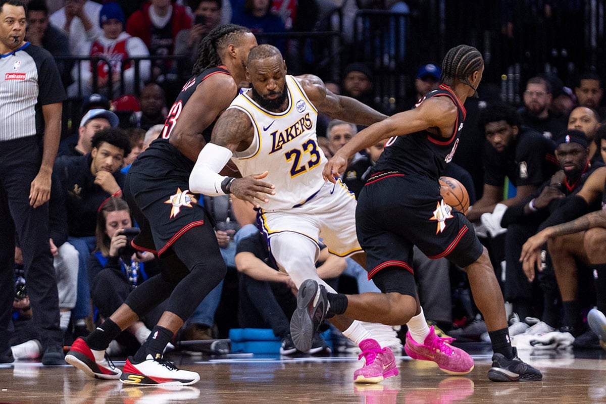 NBA: Philadelphia 76ers vs Los Angeles Lakers
