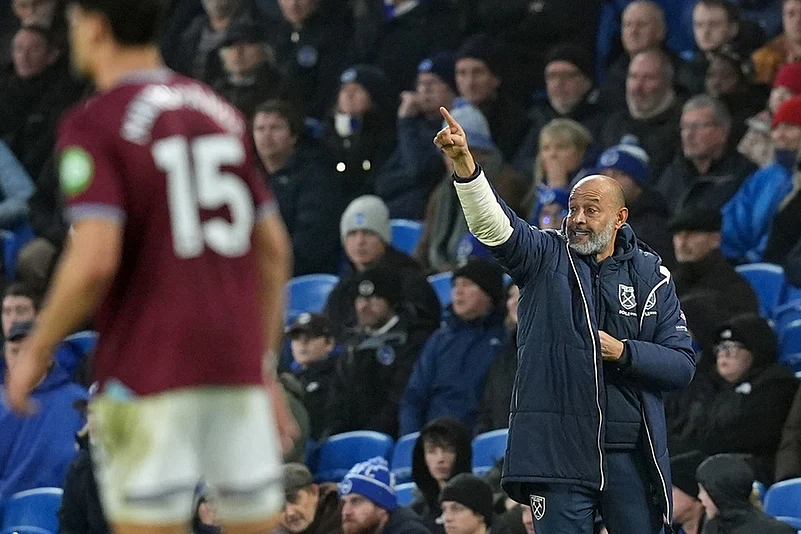 Brighton vs West Ham EPL 2025-26 match-West Ham United manager Nuno Espirito Santo