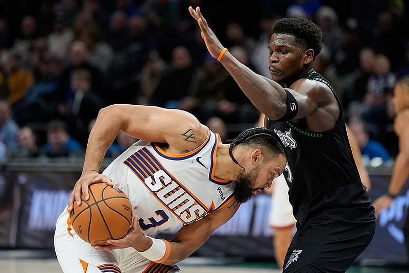 Suns vs Timberwolves NBA 2025 photo-Dillon Brooks