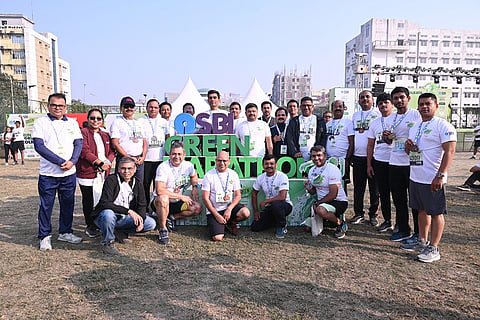 More than 5,000 runners taking part in the SBI Green Marathon Season 6 in Kolkata.