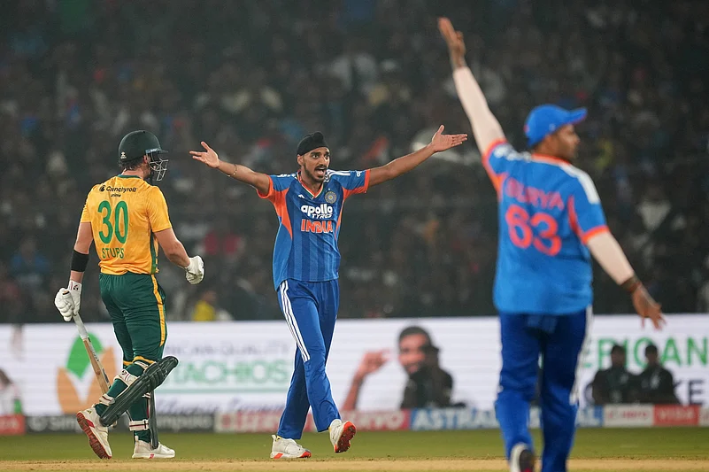 AP Photo/Rafiq Maqbool: match report