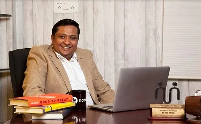 Naveen Valsakumar - null