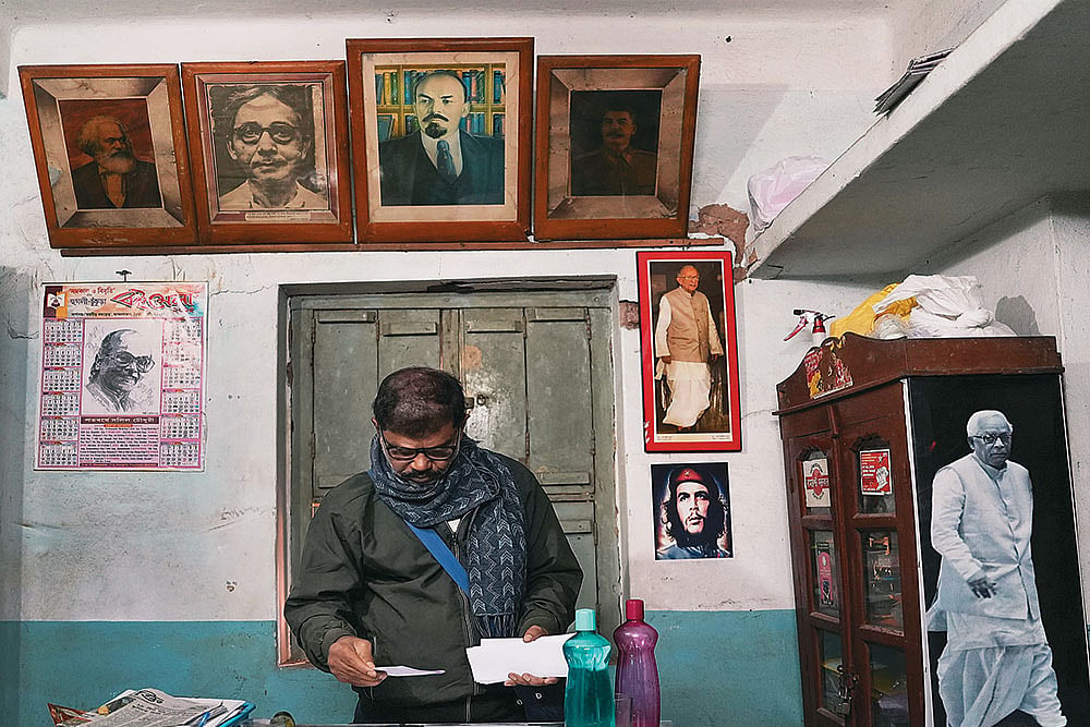| Photo: Sandipan Chatterjee : The Old-world Charm: A CPI(M) comrade working at the party’s office in Kamarpurkar in Hoogly district of West Bengal 