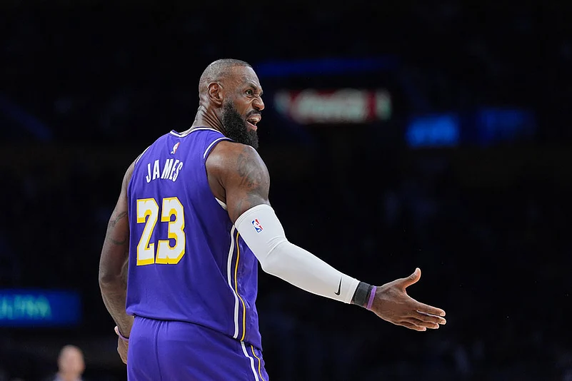 NBA: Los Angeles Lakers vs San Antonio Spurs Lebron James