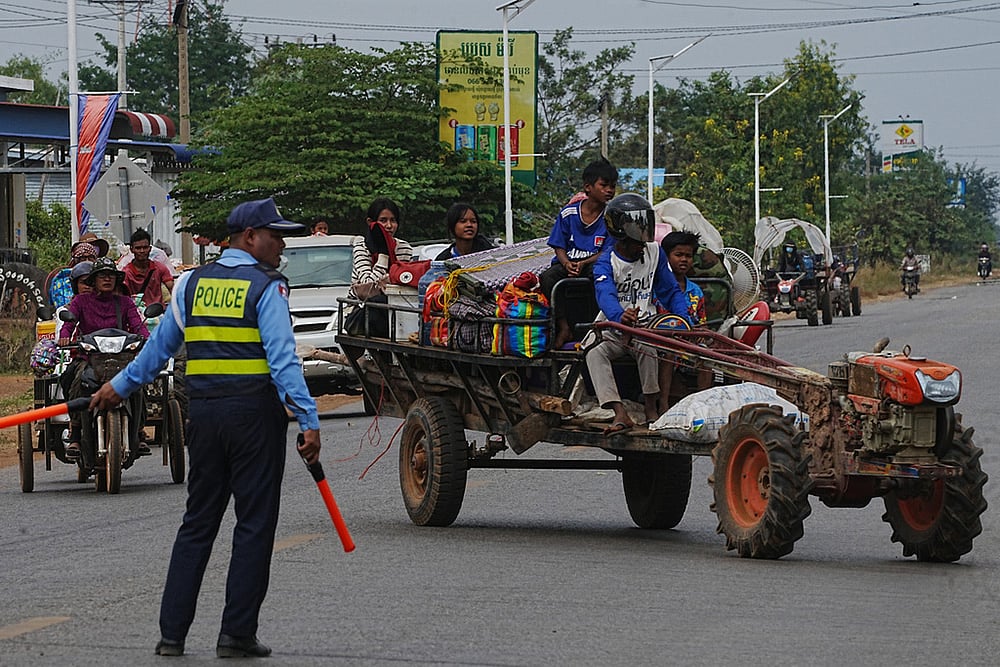 Poipet border crossing status