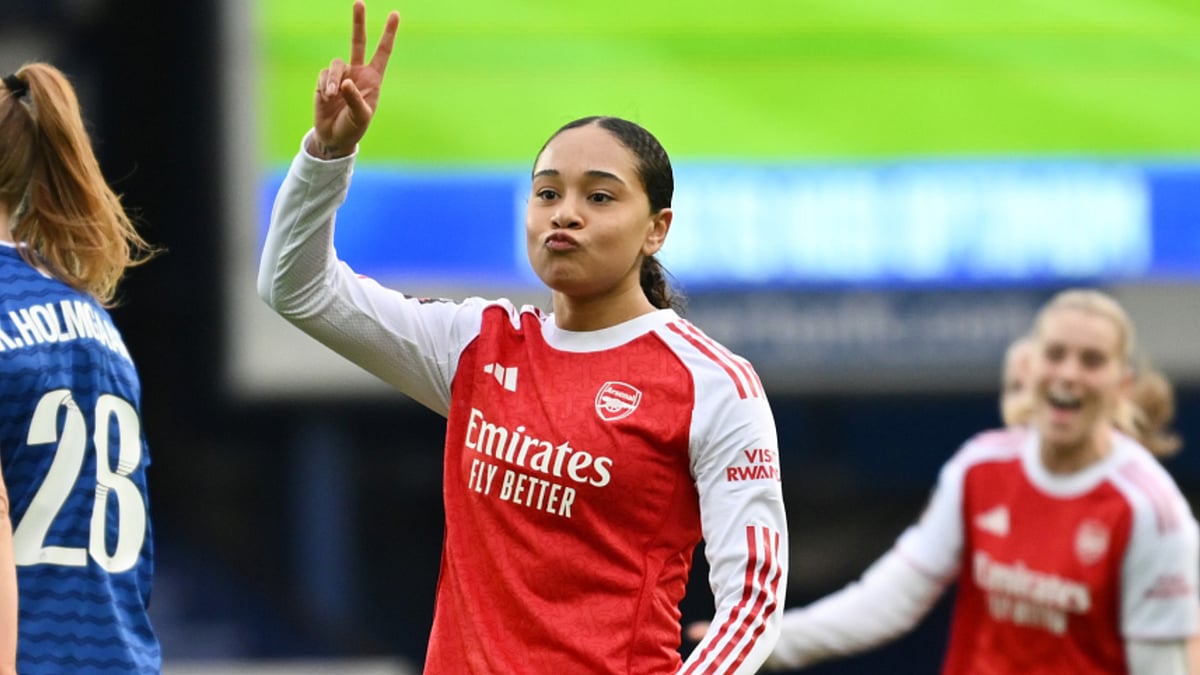 Olivia Smith celebrates her goal