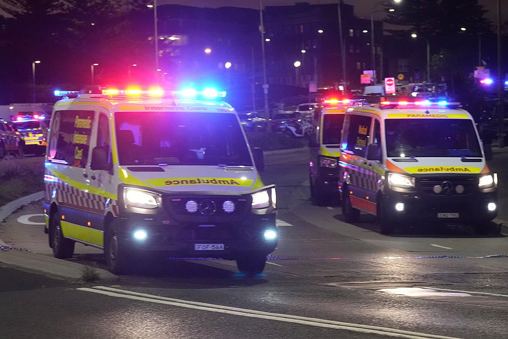 Mass Shooting In Sydneys Famed Bondi Beach-