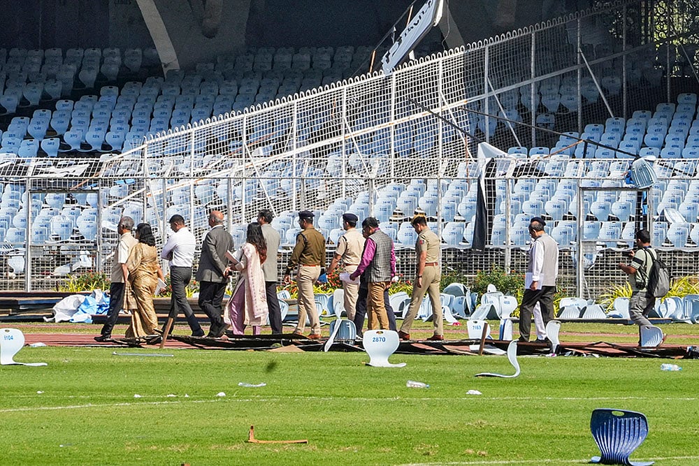 Justice Ashim Kumar Ray visits Salt Lake stadium
