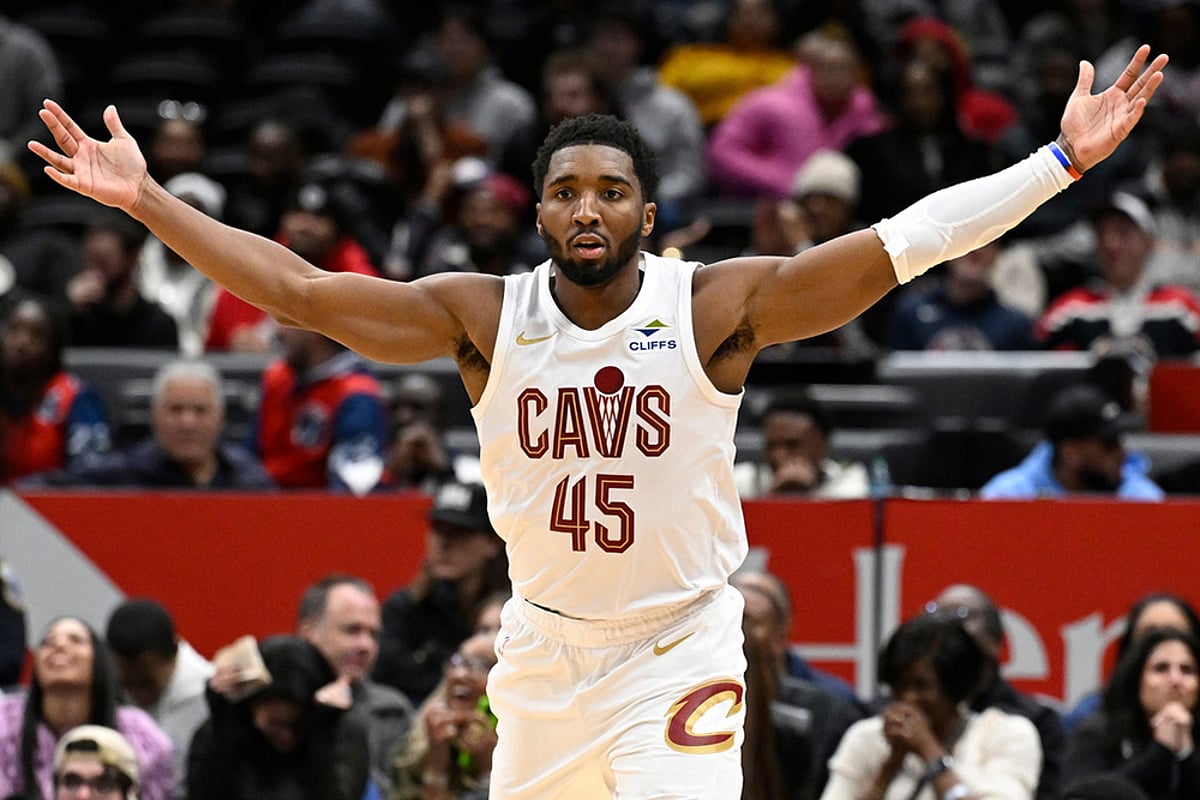 Cleveland Cavaliers vs Washington Wizards NBA game-Donovan Mitchell
