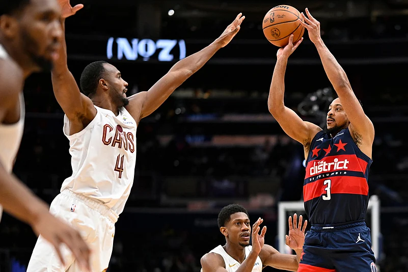 Cleveland Cavaliers vs Washington Wizards NBA game-CJ McCollum
