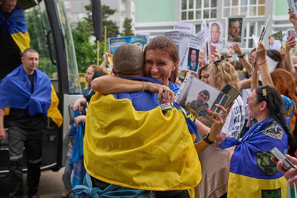 The top photos from Ukraine war in 2025 -
