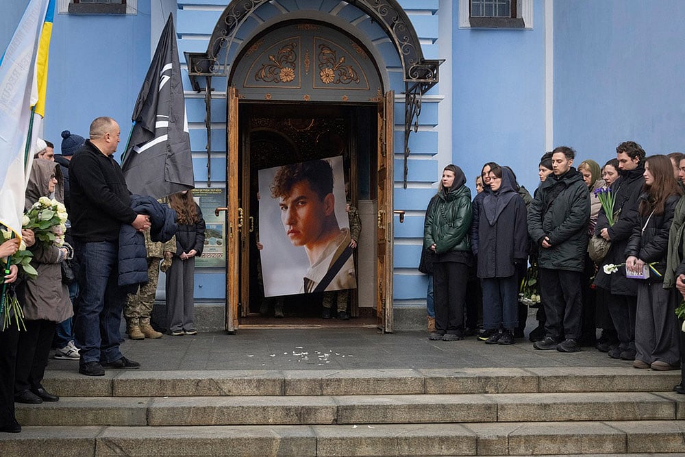 The top photos from Ukraine war in 2025 -