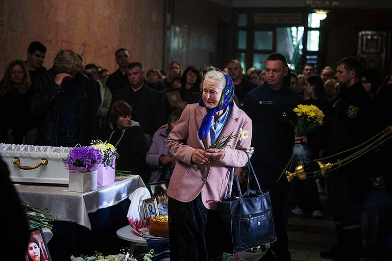 null - | Photo: AP/Evgeniy Maloletka, File