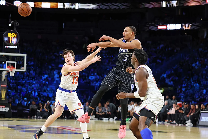 NBA Cup 2025 Final: New York Knicks vs San Antonio Spurs