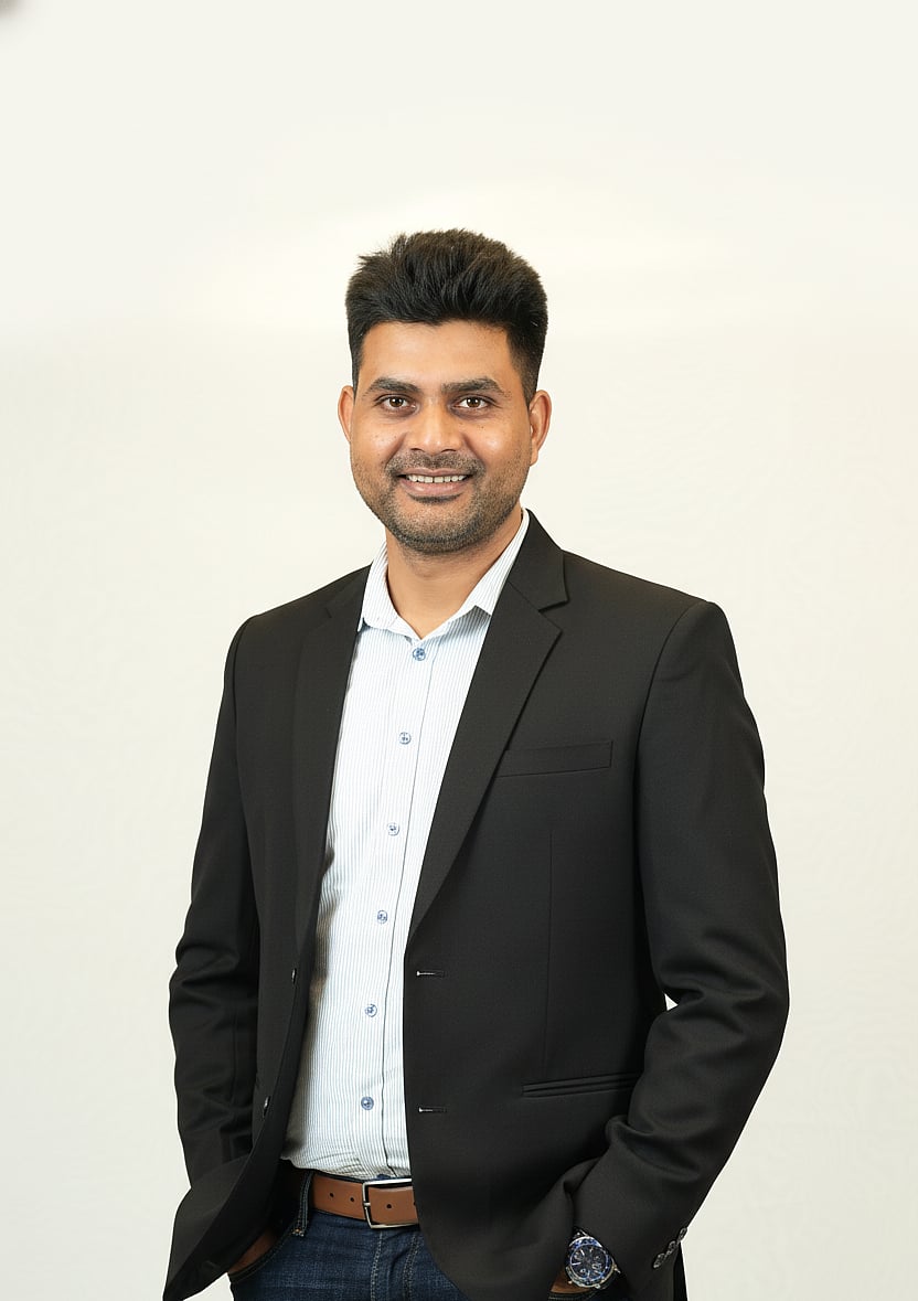 Maanoj Tomar