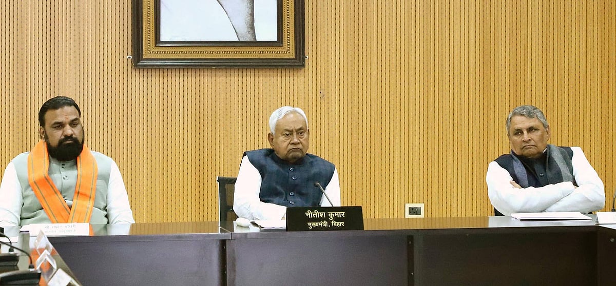 Bihar Chief Minister Nitish Kumar with Deputy Chief Minister Samrat Choudhary holding review meeting of paddy procurement at Samwad on December 5, 2025 in Patna, India. - IMAGO / Hindustan Times 